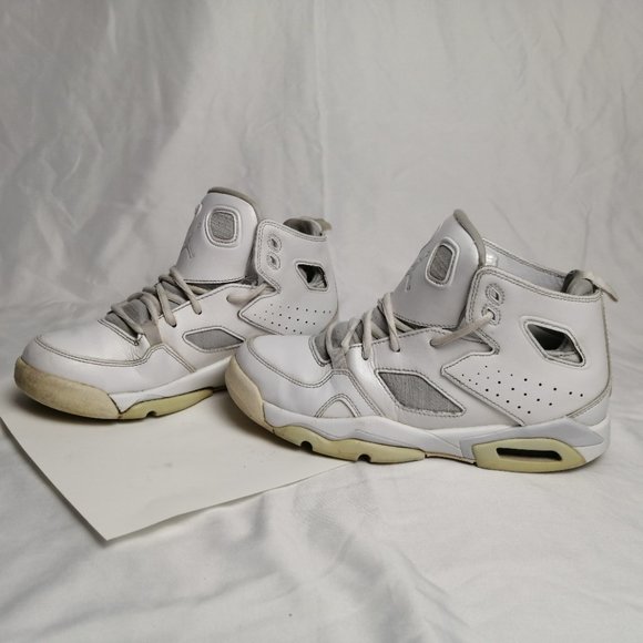 Jordan White Shoes Basket sneakers US 7 - Picture 6 of 11